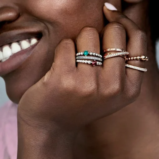 Anneau Triple Pavé Croisé Signature Pandora