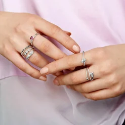 Bague Pandora Moments deux cœurs scintillants