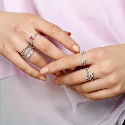 Bague Pandora Moments deux cœurs scintillants