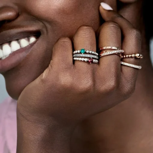 Bague Pandora Signature cœurs scintillants