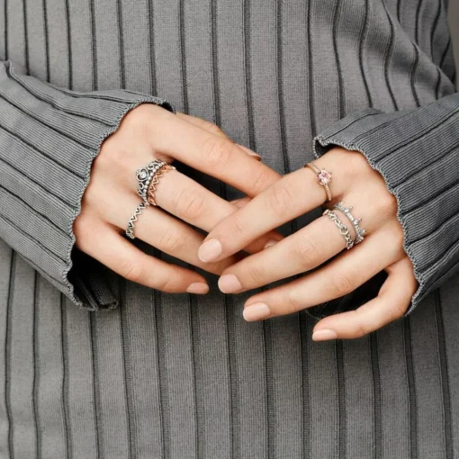 Bague Solitaire Couronne Rose Signature Pandora