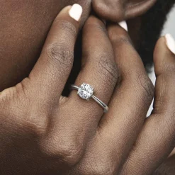 Bague Solitaire scintillante Pandora Timeless