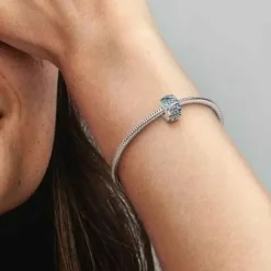 Charm Clip Pandora - Plume Recourbée et Pavé