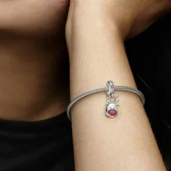 Charm Pendant Murano Renne au Nez Rouge – Pandora Moments
