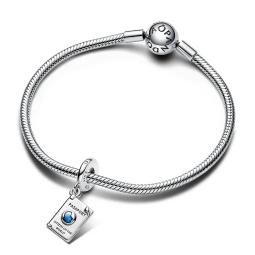 Charm Pendant Passeport Ouvrable