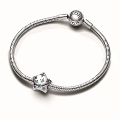 Charm Étoile Scintillante Audacieuse