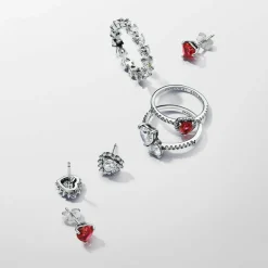 Clous d’Oreilles Halo Cœur Scintillant