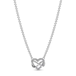 Collier Pandora Moments - Cœur de l’Infini Scintillant